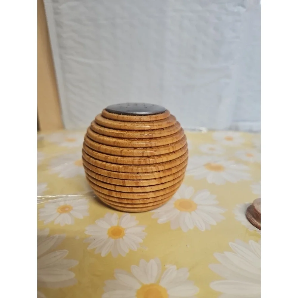 Blonde Wood Beehive Vintage Salt‎ Shaker From The 70s
